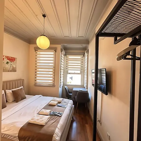 Gen Hotel 2*