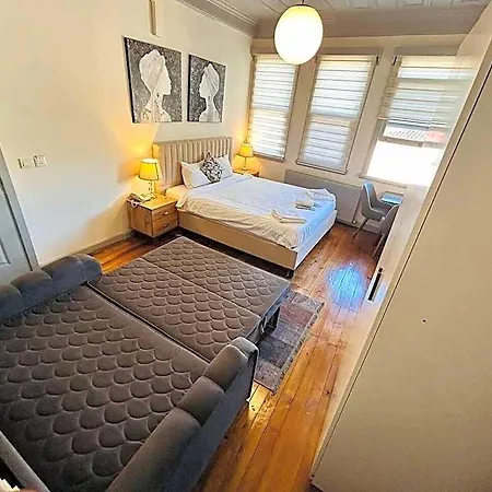 Gen Hotel