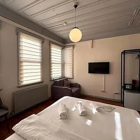 Gen Hotel