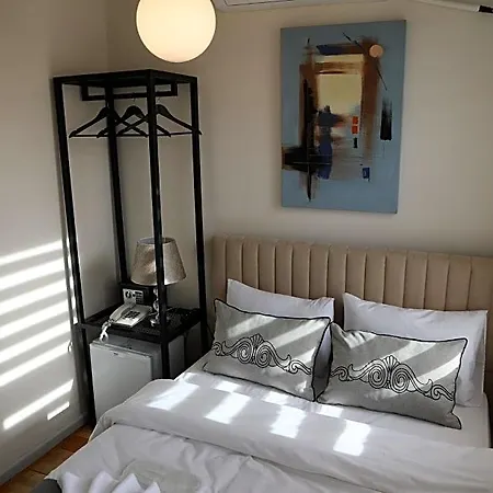 Gen Hotel 2*